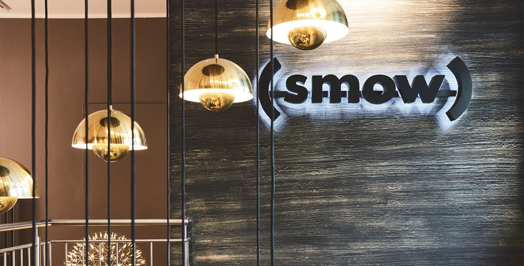 Aménagement intérieur avec des classiques du design chez smow Munich