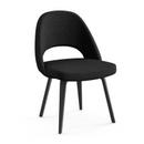 Chaise de conférence Saarinen, Sans accotoirs, Chêne teinté ébène, Noir