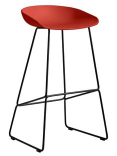 About A Stool AAS 38 Version bar: hauteur de l'assise 74 cm|Acier thermolaqué noir|Warm red