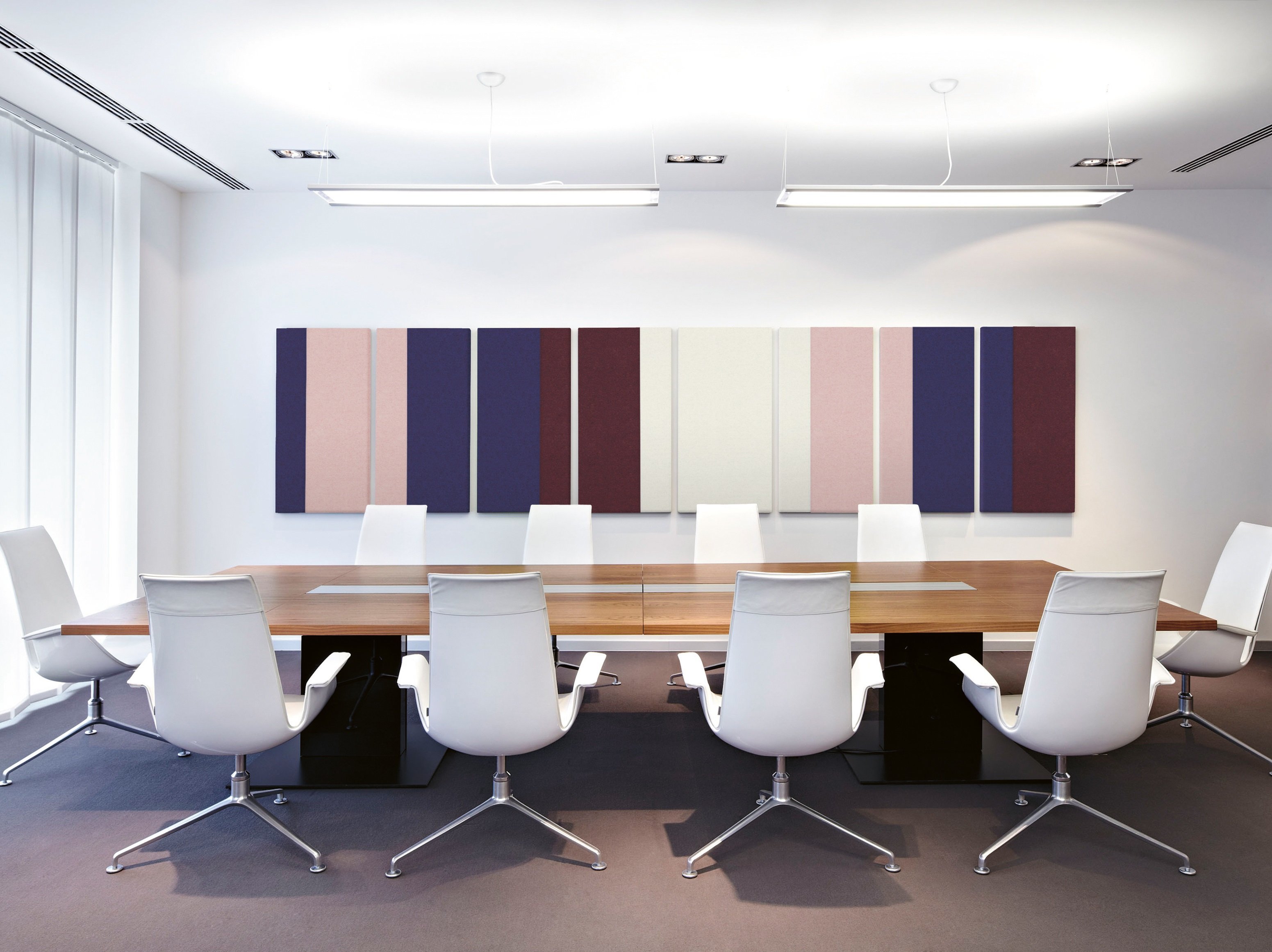 Solution acoustique optimale au bureau dans la salle de conférences