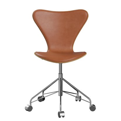 Série 7, siège pivotant 3117 / 3217, rembourrage avant, Sans accotoirs, Bois laqué clair, Orme laqué clair, Walnut, Chromé