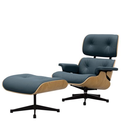 Eames Lounge Chair & Ottoman, Châtaignier naturel, Cuir Premium F bleu fumé, 89 cm, Aluminium poli, côtés noirs