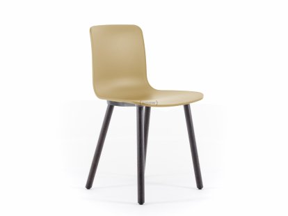 Chaise HAL RE Wood, Carton RE, Chêne massif foncé avec vernis de protection