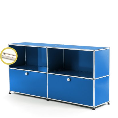 USM Haller E Sideboard L avec éclairage des compartiments, Bleu gentiane RAL 5010, Blanche chaude