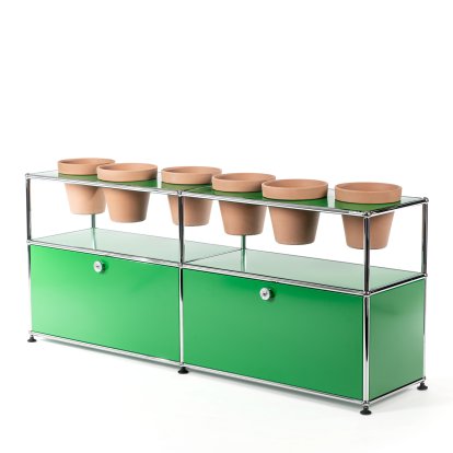 Meuble Sideboard USM Haller pour plantes, Vert USM, Avec 2 portes abattantes, Avec 6 pots, Terre cuite