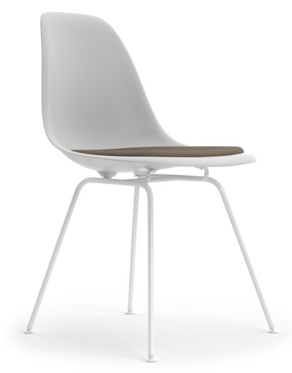 Eames Plastic Side Chair DSX, Coton blanc, Avec coussin d'assise, Gris chaud / marron marais, Version standard - 43 cm, Revêtement blanc
