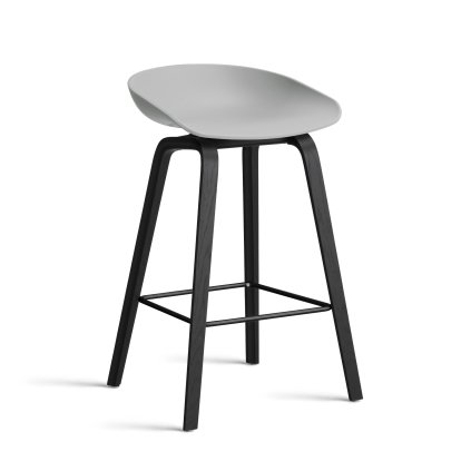 About A Stool AAS 32, Version cuisine: hauteur de l'assise 64 cm, Chêne laqué noir, Concrete grey 2.0